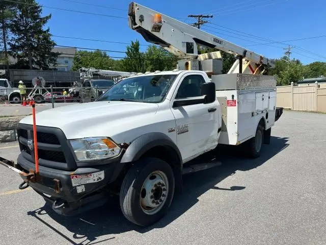3C7WRKAJ2EG281808