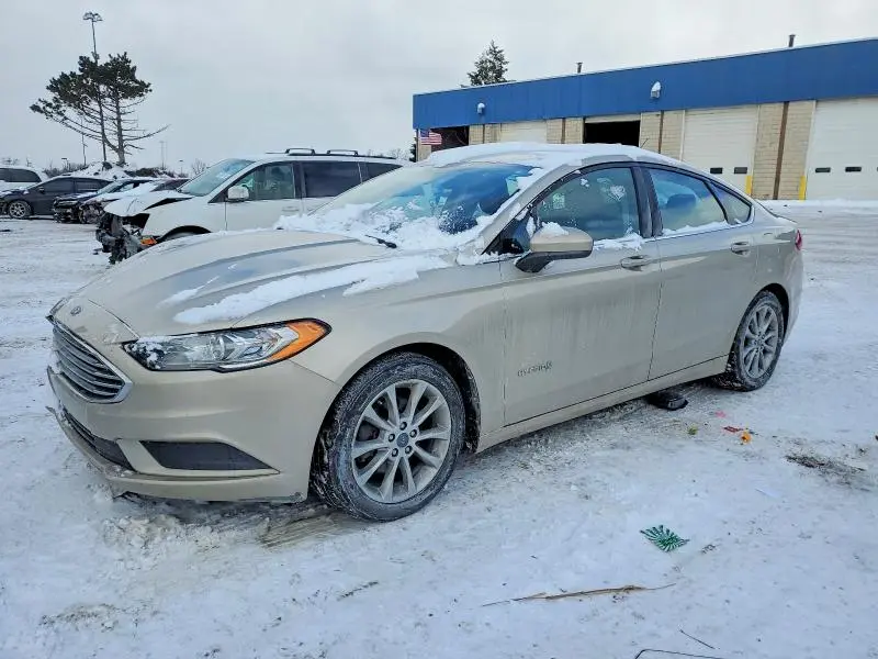 3FA6P0LUXHR381037