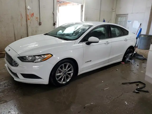 3FA6P0LUXHR381605