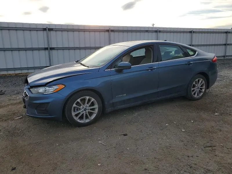 3FA6P0LUXKR185042