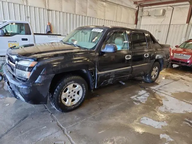 3GNEK13T82G177879