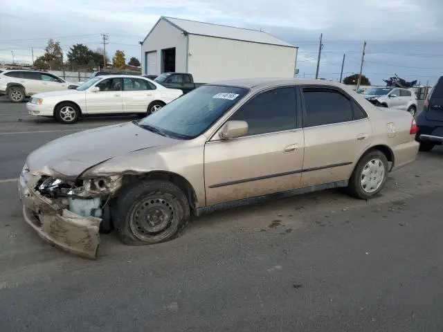 3HGCG6652YG704174