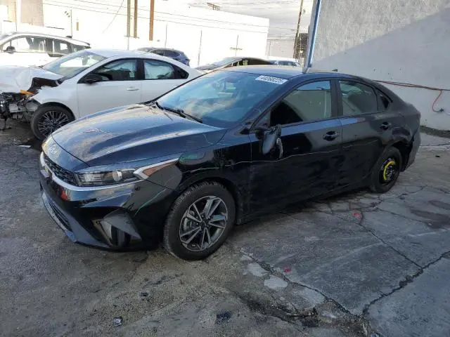 3KPF24AD1PE556400