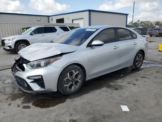 3KPF24AD4LE221884