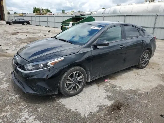 3KPF24AD5PE680086
