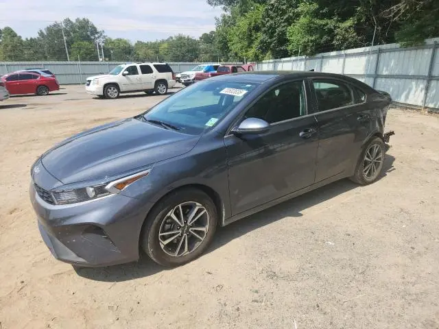 3KPF24AD5RE829017