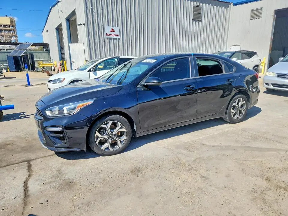 3KPF24AD6LE213821
