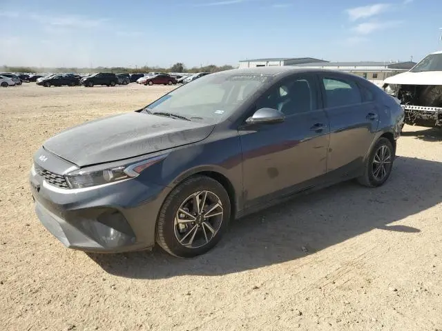 3KPF24AD9RE839372