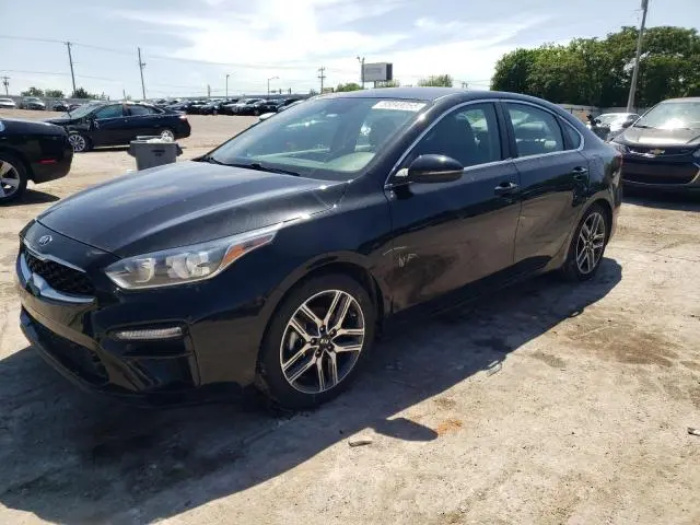 3KPF54AD4LE185718