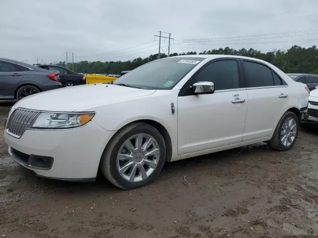 3LNHL2GC8BR771052