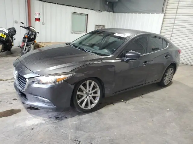3MZBN1V7XHM116432