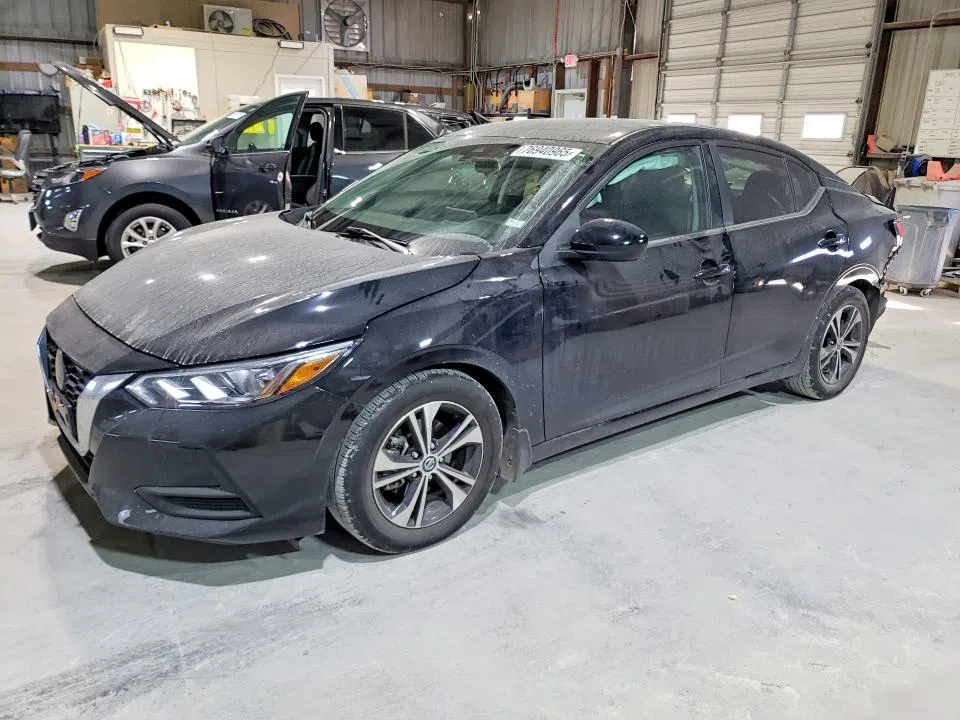 3N1AB8CV6NY311422