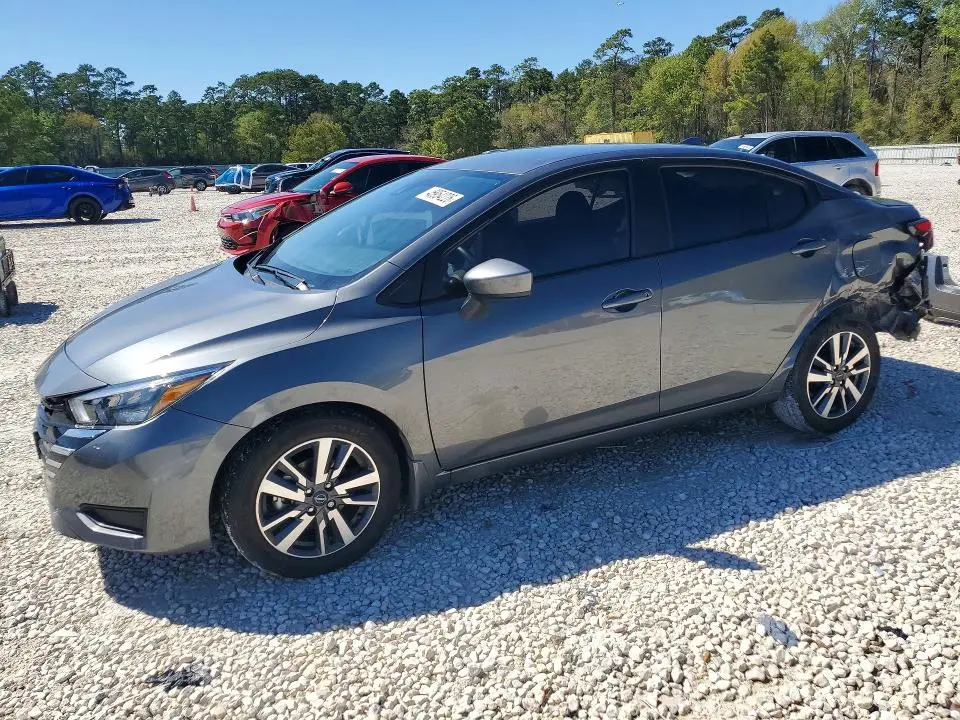 3N1CN8EV7SL820957