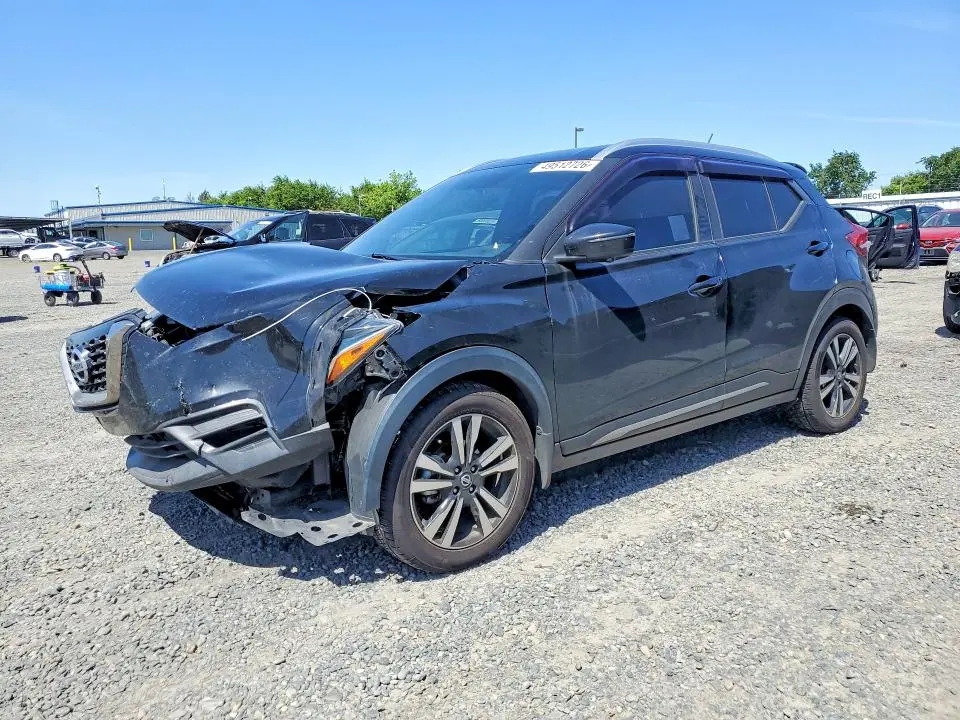 3N1CP5CU8KL513235