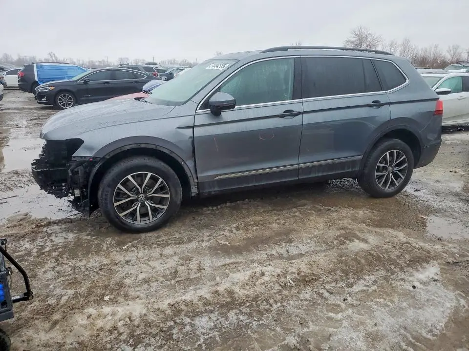 3VV2B7AX3JM006785