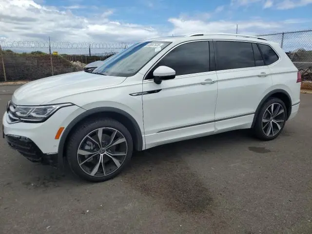 3VV4B7AX2RM117039