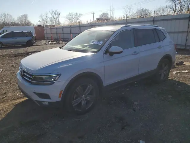 3VV5B7AX9JM222542