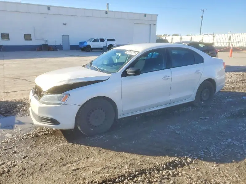 3VW1K7AJ0DM285555