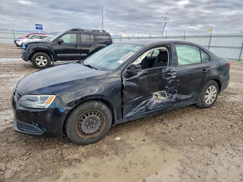 3VW1K7AJ0EM371840
