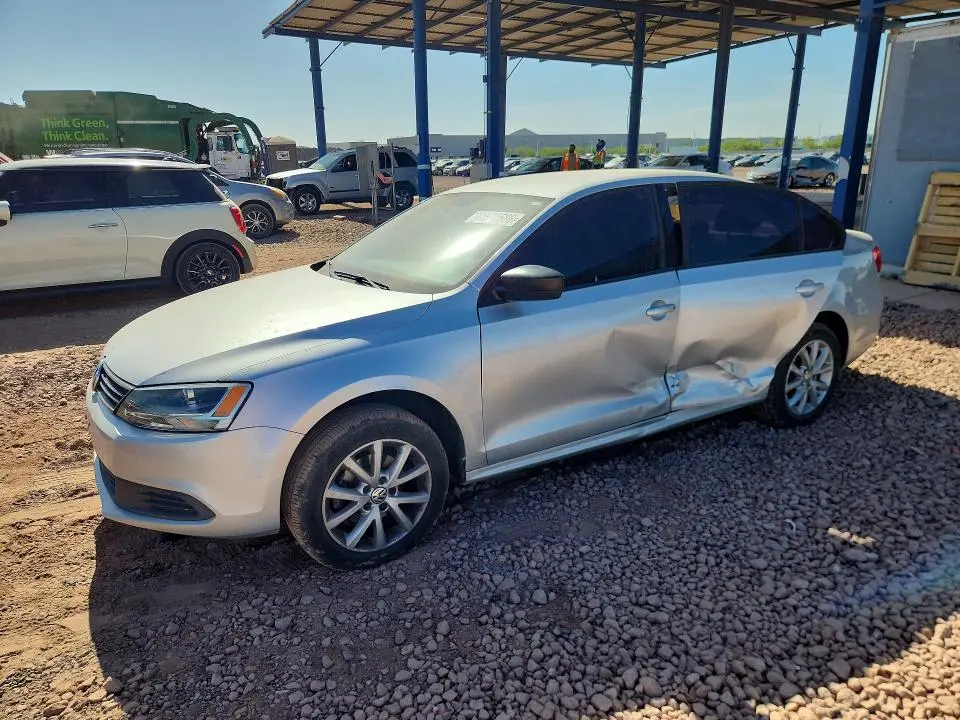 3VW1K7AJ2CM049472