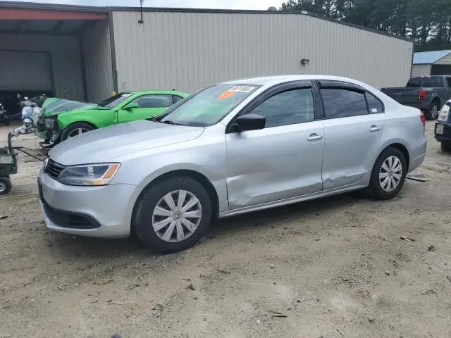 3VW1K7AJ3EM382492