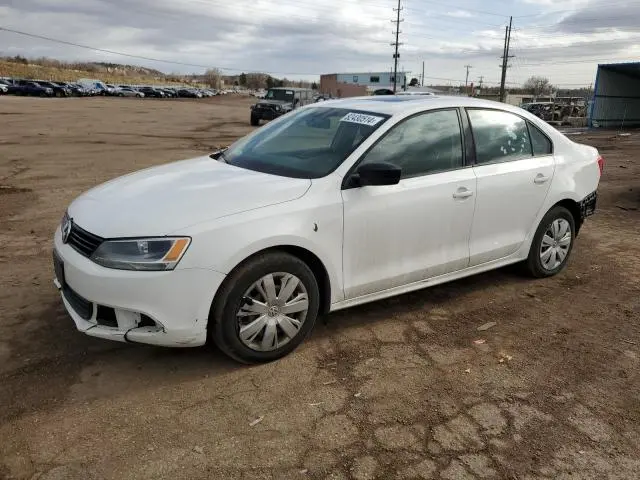 3VW1K7AJ4CM352852