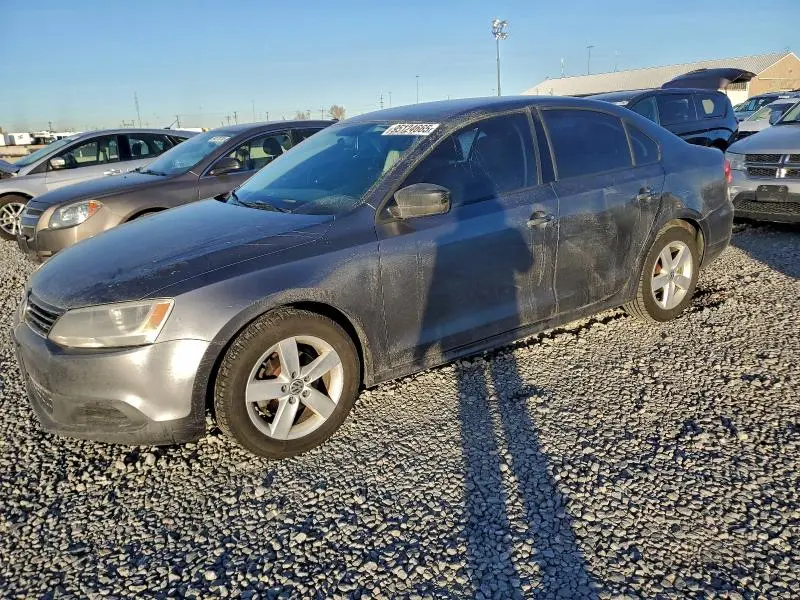 3VW1K7AJ5DM221690