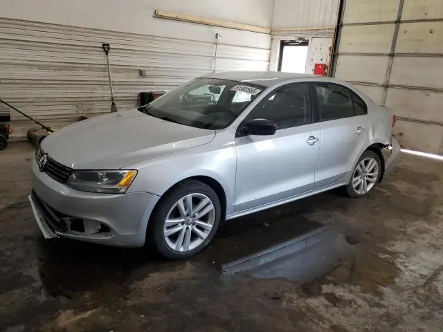 3VW1K7AJ9DM288132