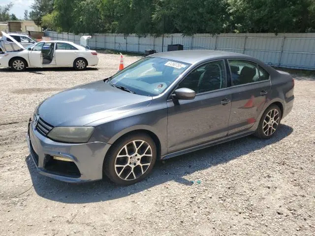 3VW1K7AJXCM364925