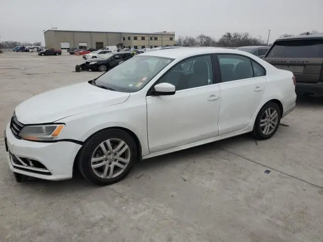 3VW2B7AJ0HM205066