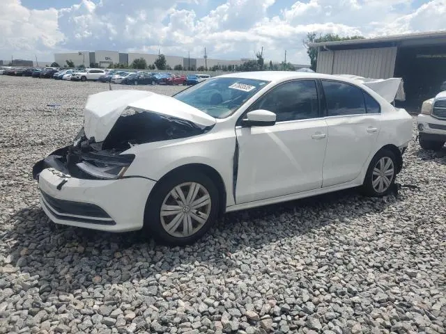 3VW2B7AJ0HM313560