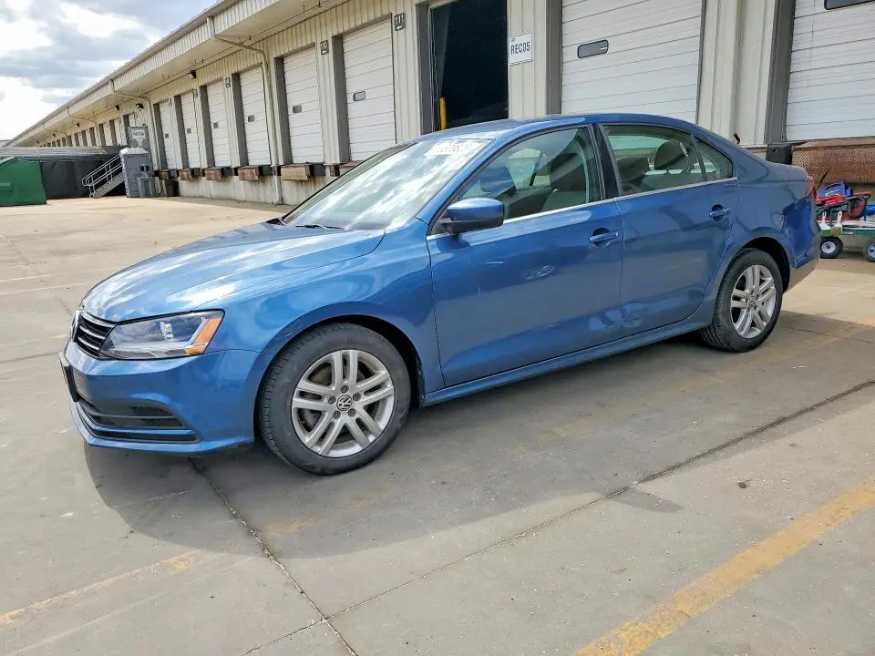 3VW2B7AJ0HM345182