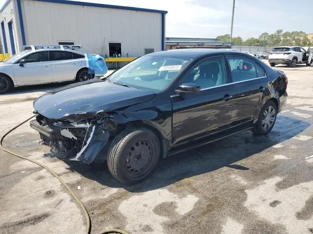 3VW2B7AJ0HM370941