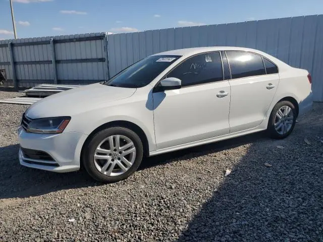 3VW2B7AJ1JM261460