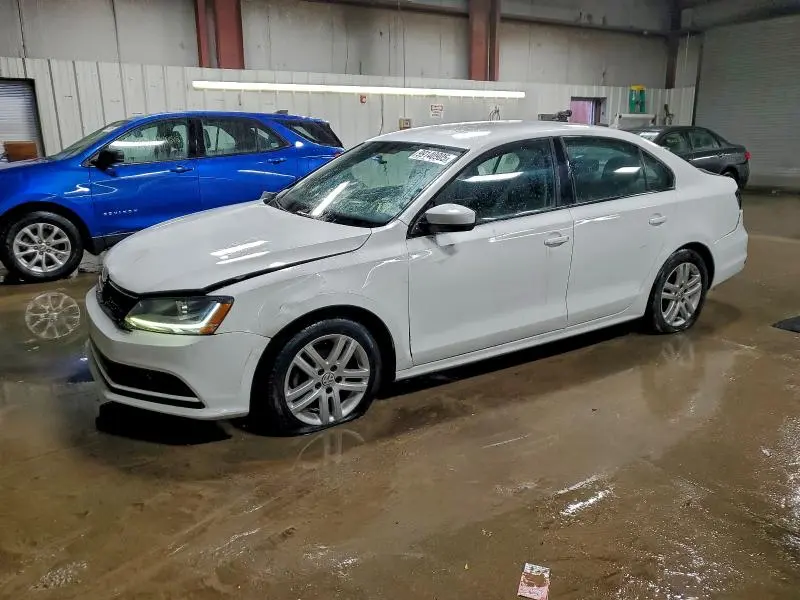 3VW2B7AJ1JM263841