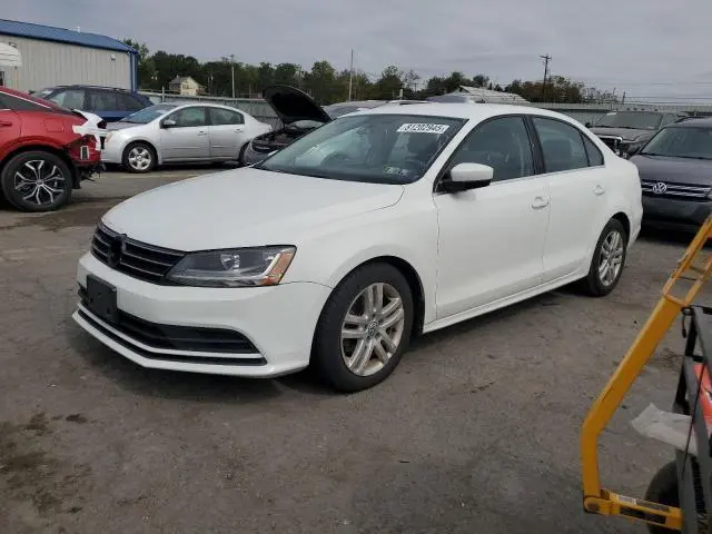 3VW2B7AJ2HM205697