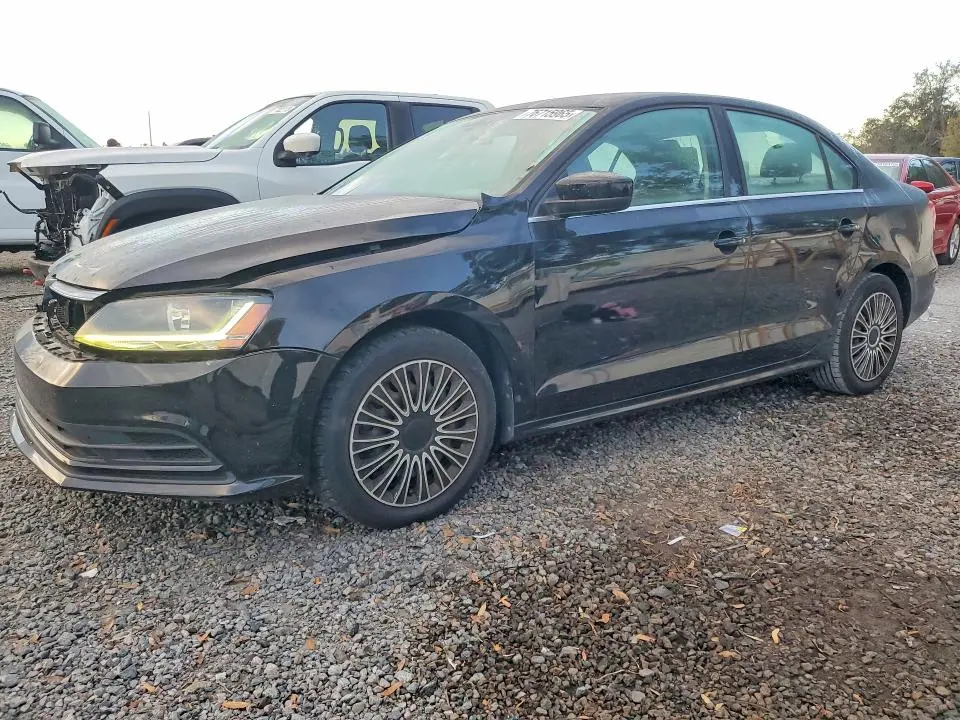 3VW2B7AJ2HM376451