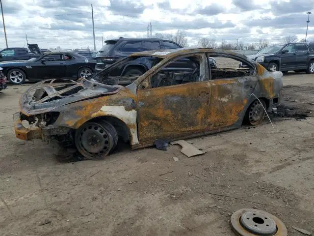 3VW2B7AJ3HM413071