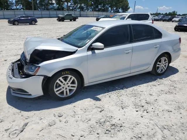 3VW2B7AJ3JM258415