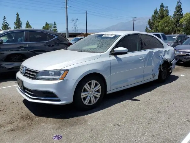 3VW2B7AJ4HM285682