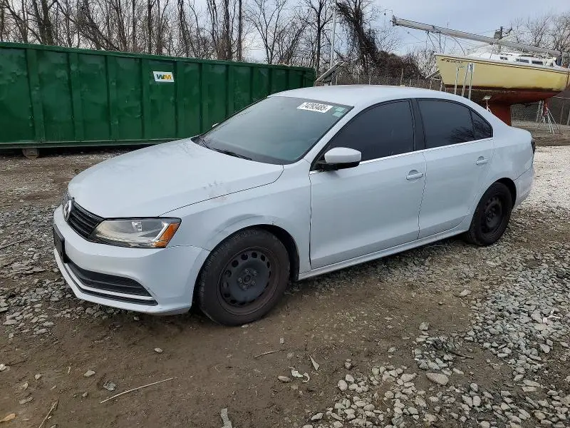 3VW2B7AJ4HM355018