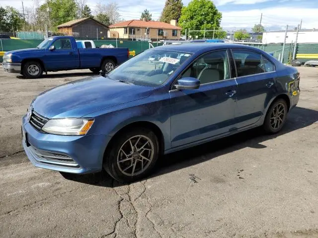 3VW2B7AJ4HM370182