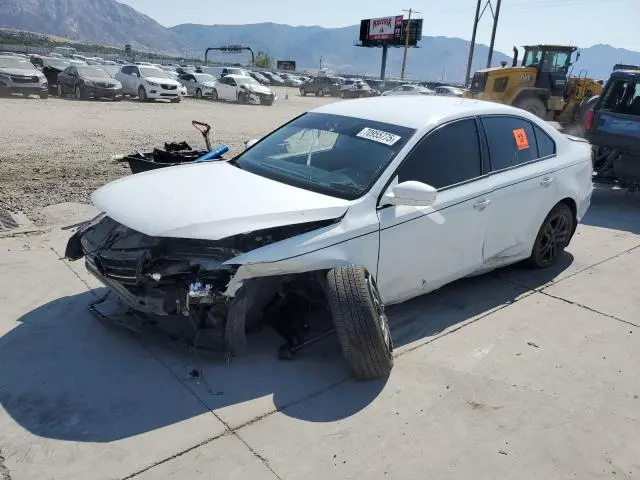 3VW2B7AJ4JM237606