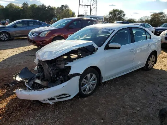 3VW2B7AJ5HM217679