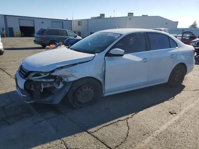 3VW2B7AJ5HM233705