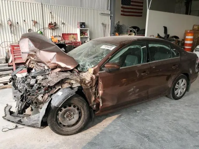 3VW2B7AJ5HM340740