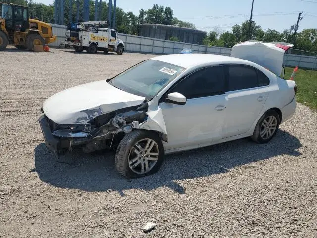 3VW2B7AJ5HM350944