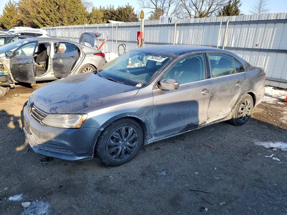 3VW2B7AJ5HM366772