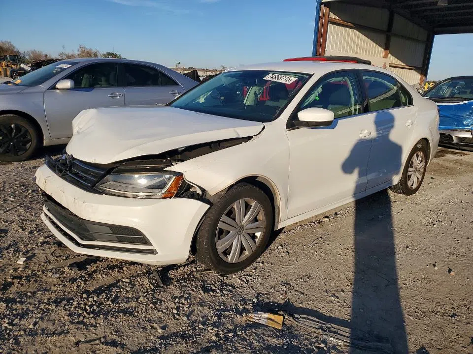3VW2B7AJ5HM415081