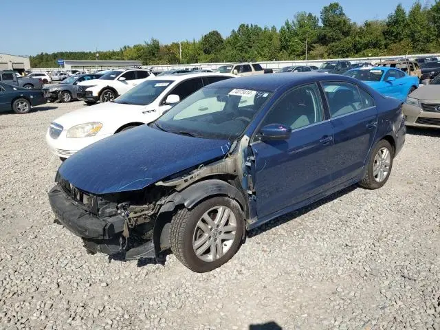 3VW2B7AJ6HM294075